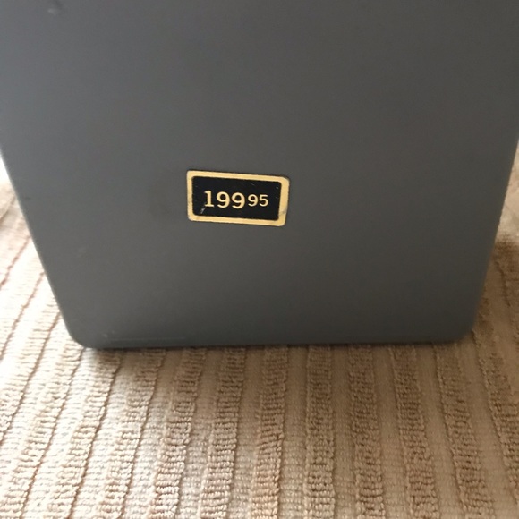 Ladies Watch - Picture 2 of 4